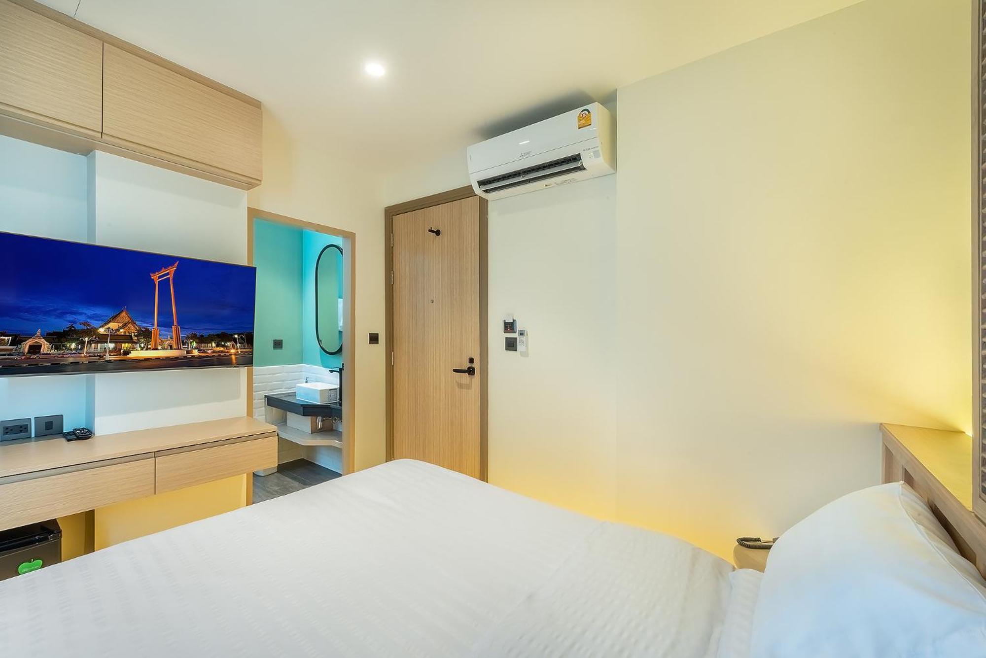 Phra Nakhon Poshtel Hostel Bangkok Exterior photo